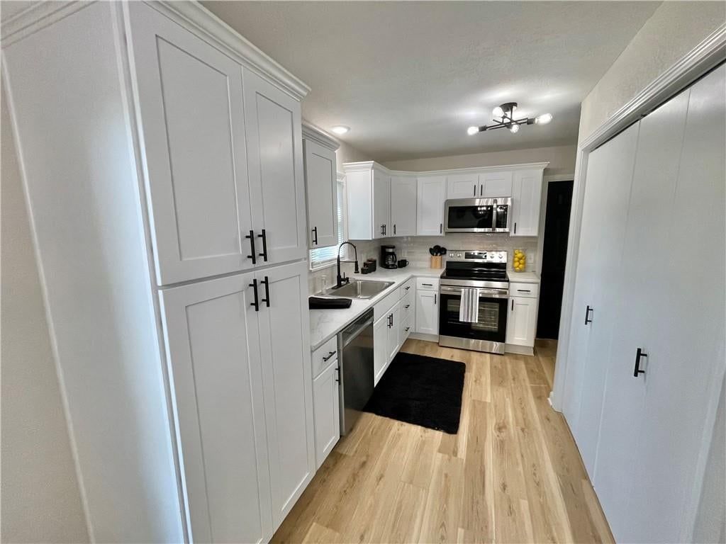 2512 Queen Ridge Drive — photo 7