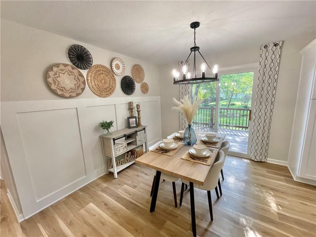 2512 Queen Ridge Drive — photo 10