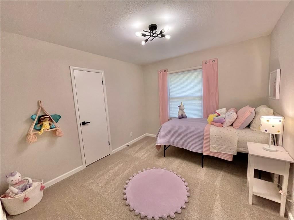 2512 Queen Ridge Drive — photo 18