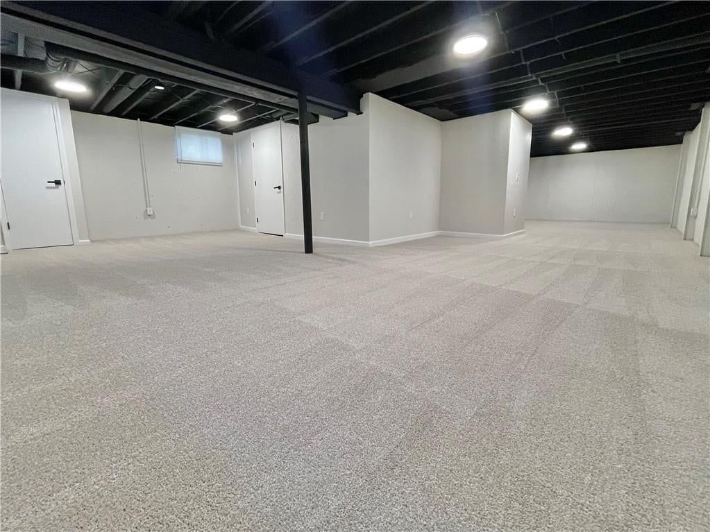 2512 Queen Ridge Drive — photo 21