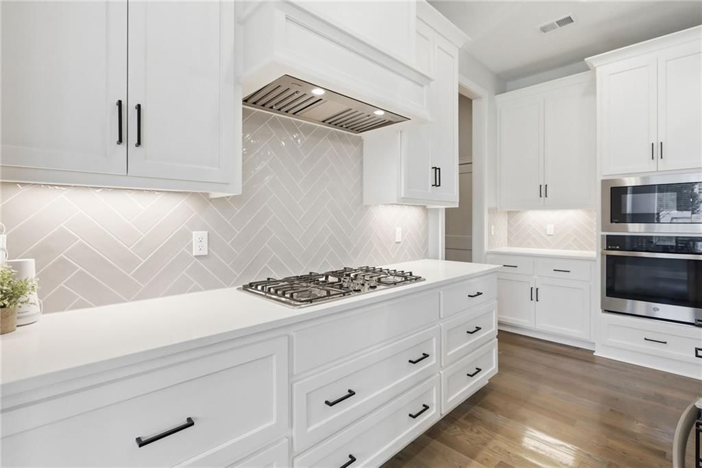23520 W 90th Street — photo 15