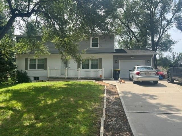 109 NE 102 Terrace, Kansas City, MO