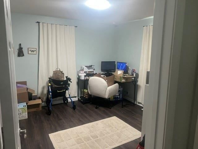 Photo 5 of 31 - 109 NE 102 Terrace, Kansas City, MO 64155
