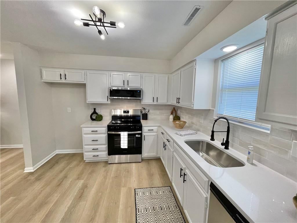 302 Gum Street — photo 7