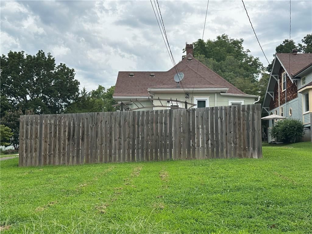 1601 Bloom Street — photo 8