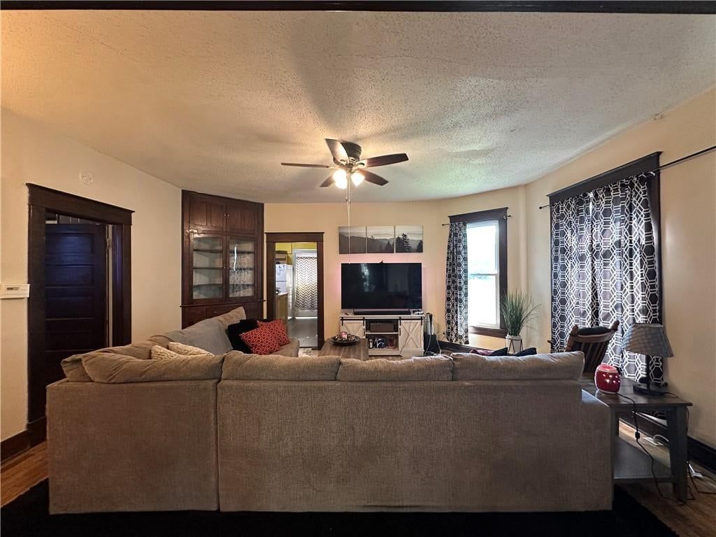1601 Bloom Street — photo 15
