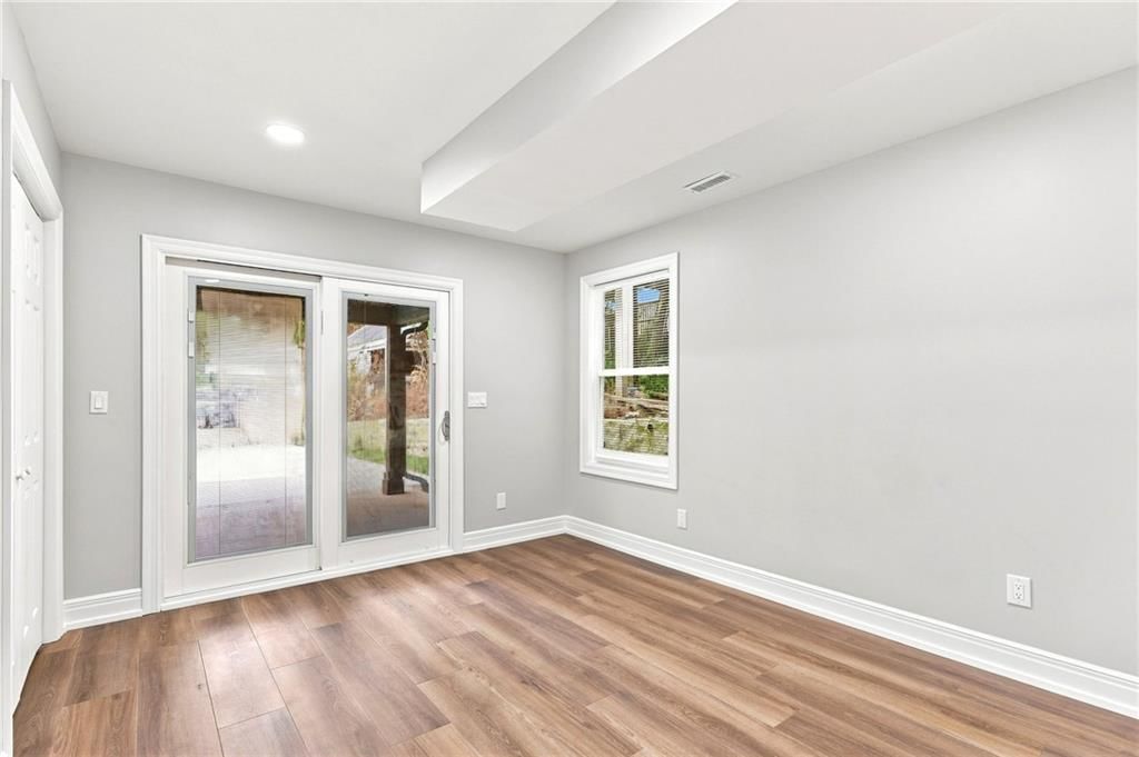 43 S Pyle Street — photo 24