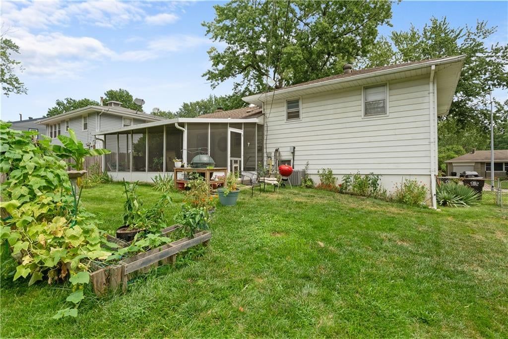 4200 S McCoy Street — photo 6