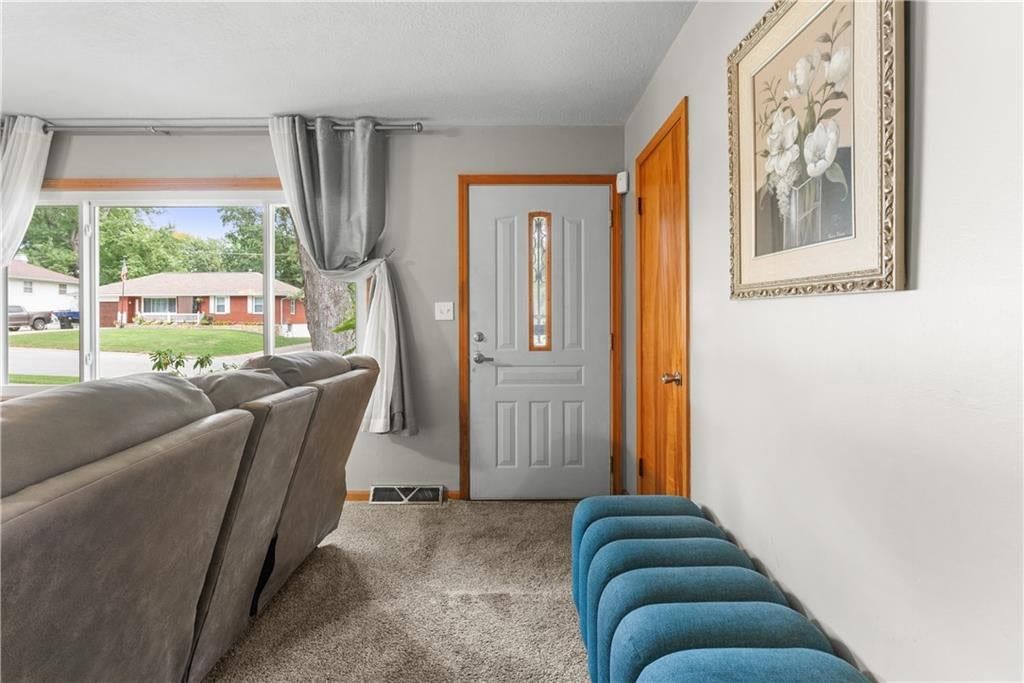 4200 S McCoy Street — photo 9