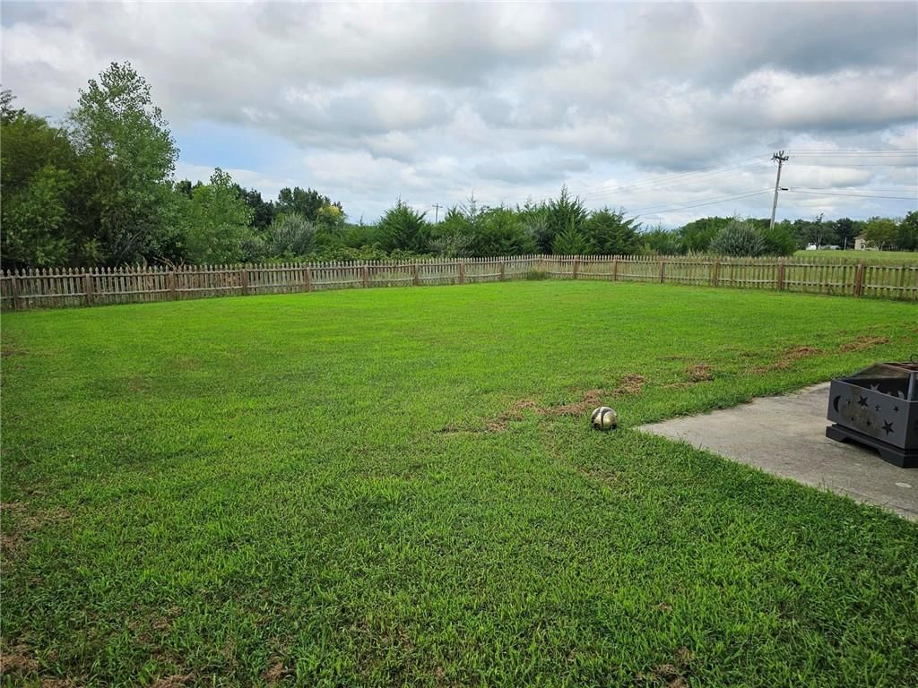1805 Eastridge Avenue — photo 14