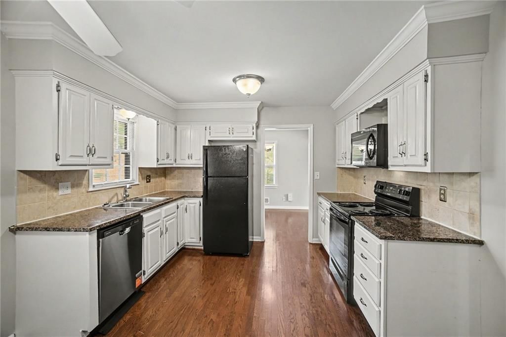 11901 E 54th Terrace — photo 13