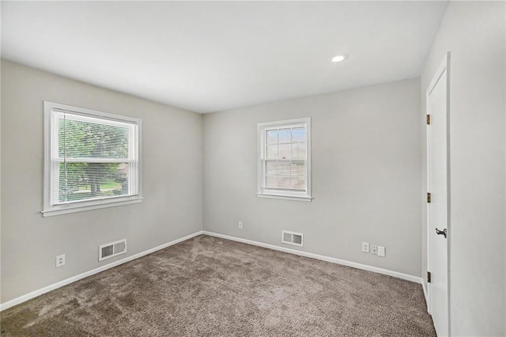 11901 E 54th Terrace — photo 18