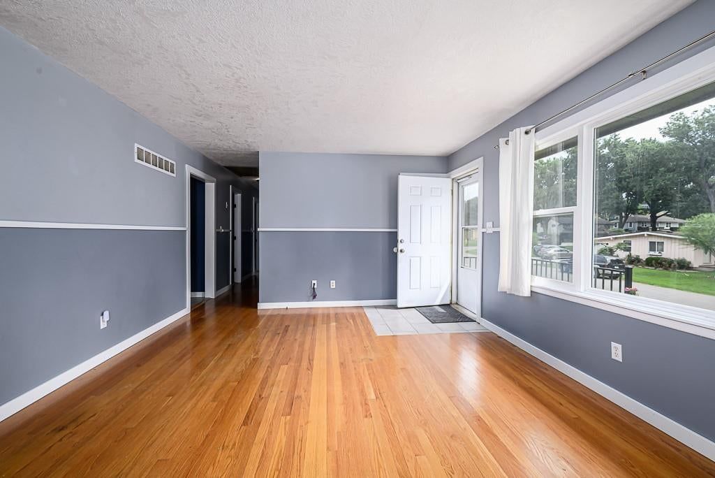 2926 N 64th Terrace — photo 5