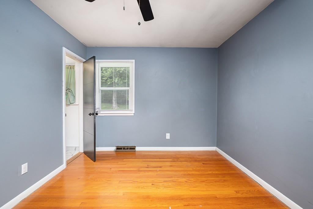 2926 N 64th Terrace — photo 11