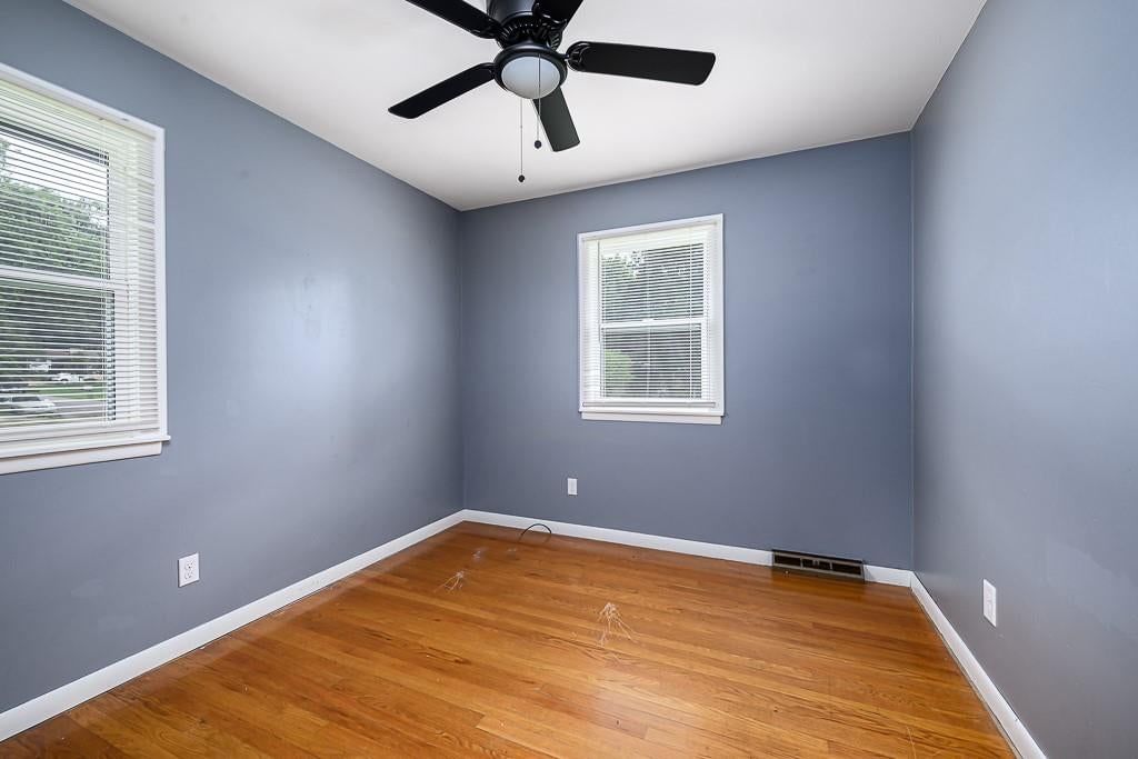 2926 N 64th Terrace — photo 13