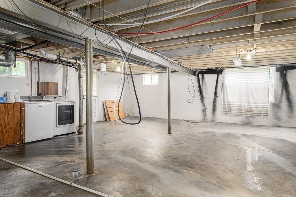 2926 N 64th Terrace — photo 14