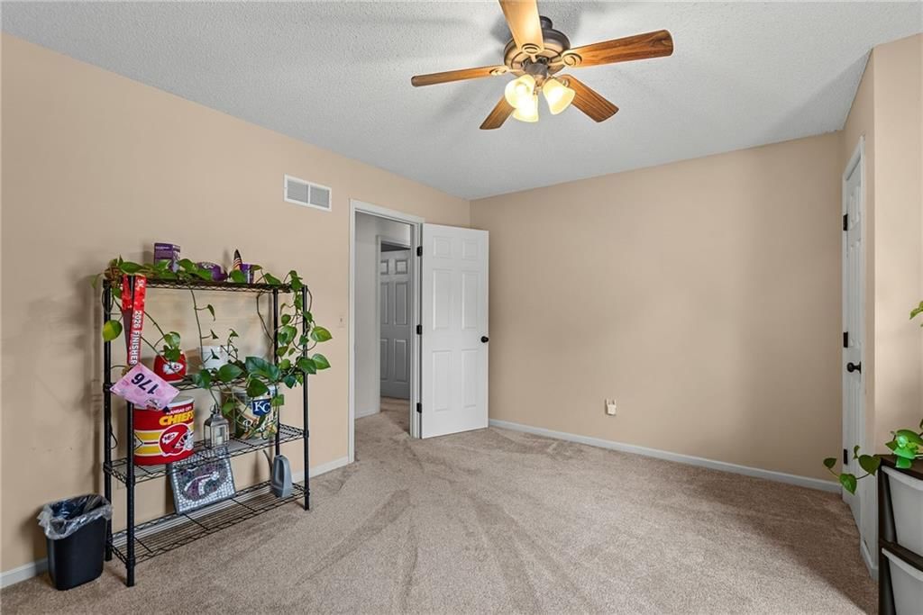 13608 W 68th Street — photo 30