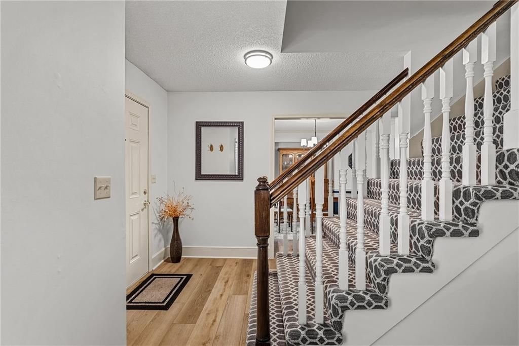 Photo 7 of 45 - 13608 W 68th Street, Shawnee, KS 66216