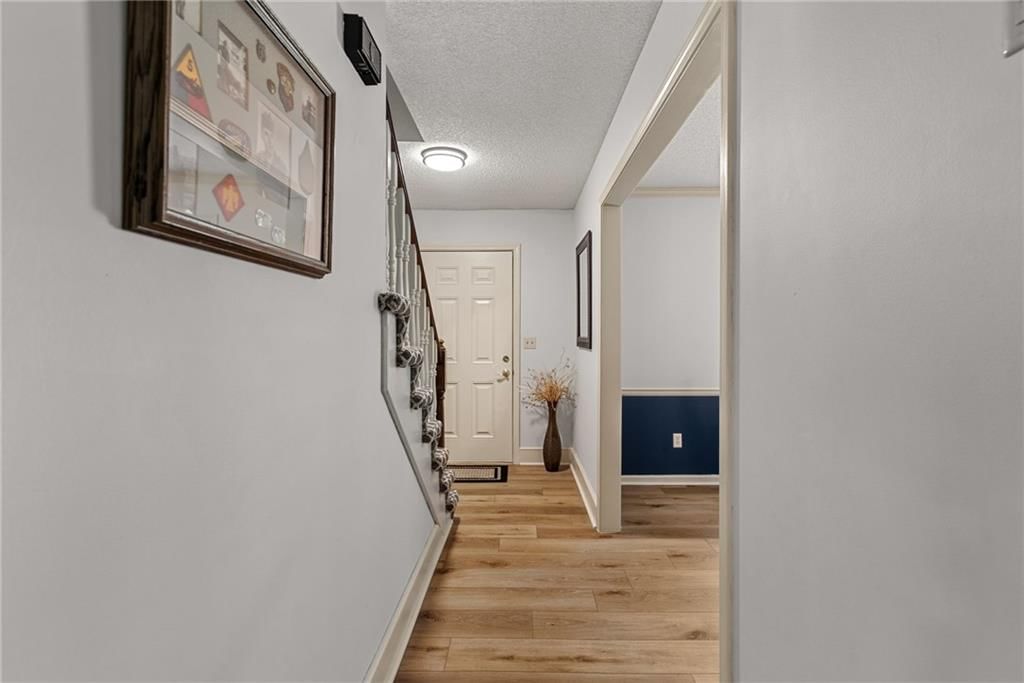 Photo 6 of 45 - 13608 W 68th Street, Shawnee, KS 66216