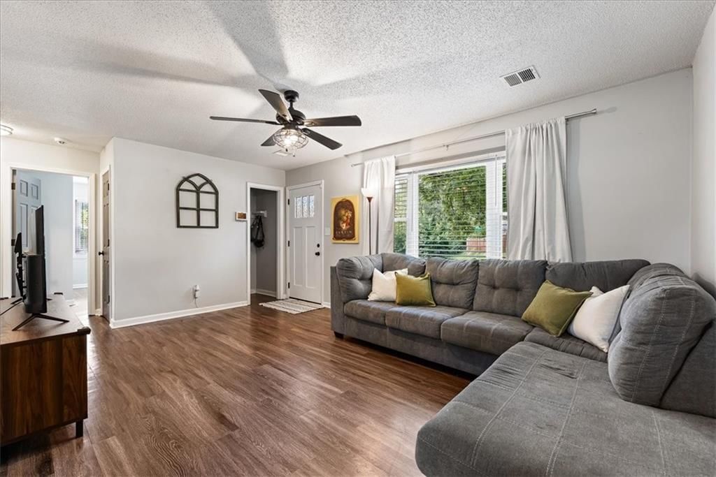 2541 Highland Drive — photo 5