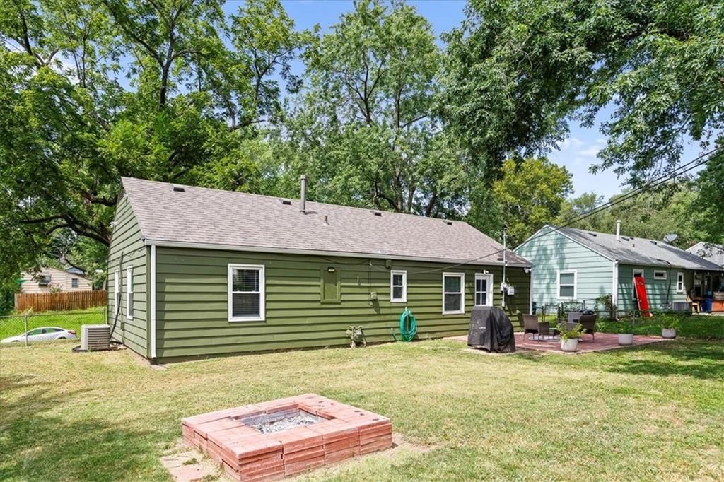 2541 Highland Drive — photo 25