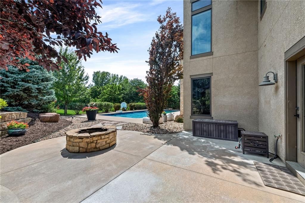 Photo 65 of 72 - 10755 NW 81st Street, Kansas City, MO 64152