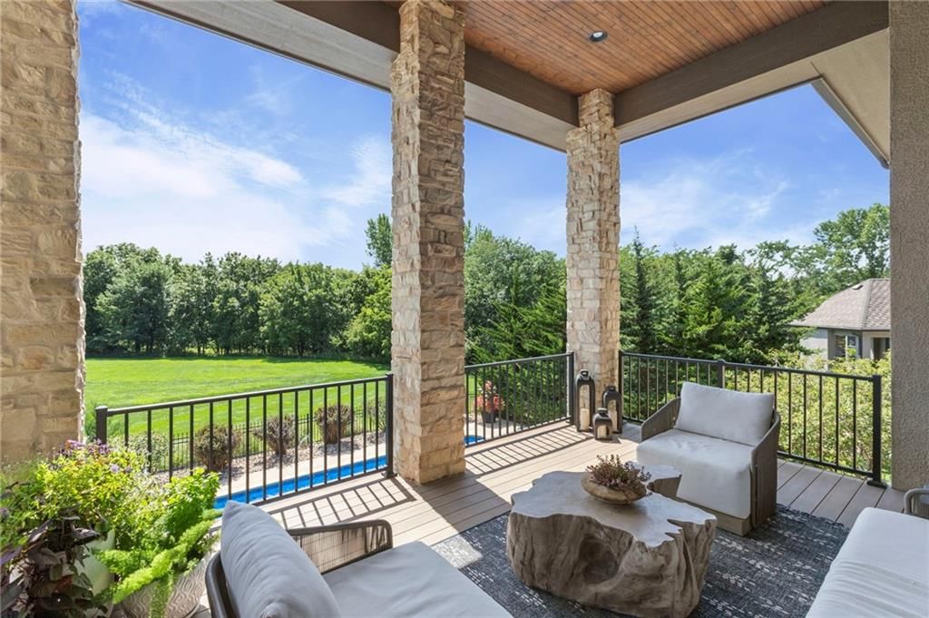 Photo 11 of 72 - 10755 NW 81st Street, Kansas City, MO 64152