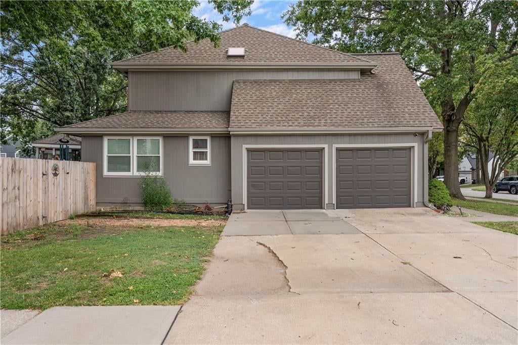 1028 SE Bordner Drive — photo 4