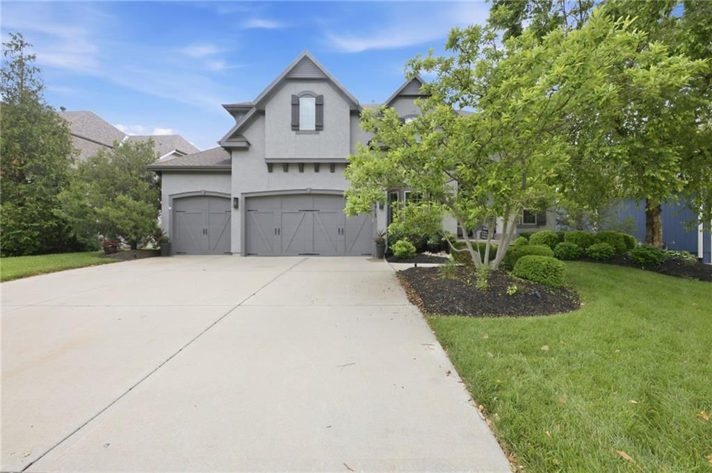 24913 W 98th Street — photo 1