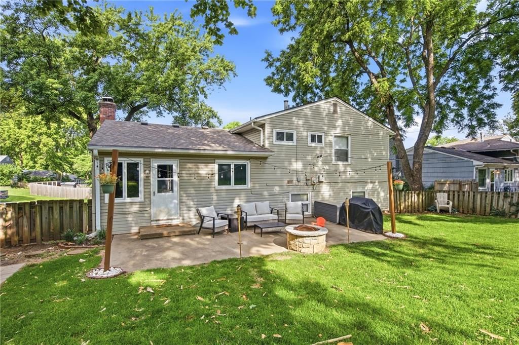 7523 Falmouth Street — photo 31