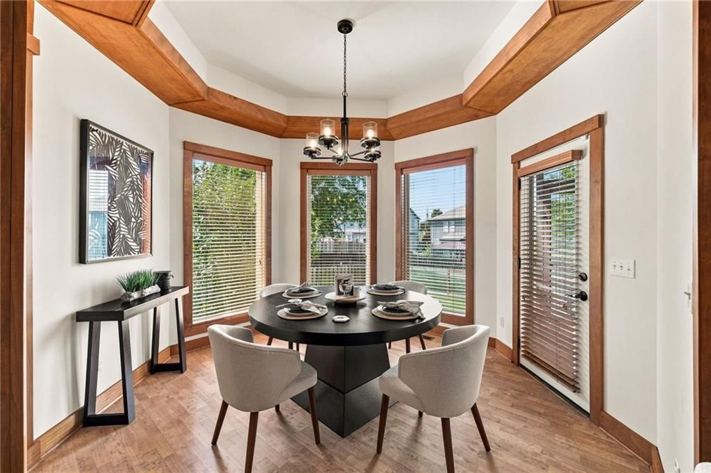 10230 Marion Street — photo 18