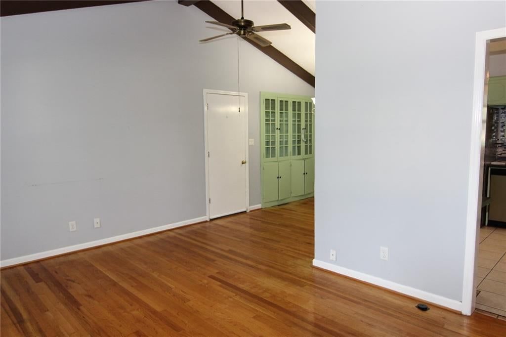 7104 Melrose Lane, Shawnee, KS: listing photo 3