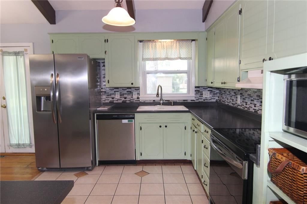 Photo 5 of 29 - 7104 Melrose Lane, Shawnee, KS 66203