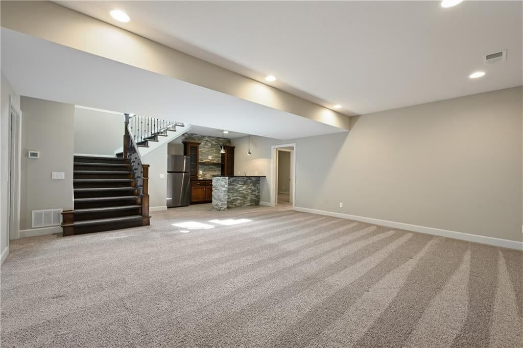 190 SW Roosevelt Ridge — photo 30