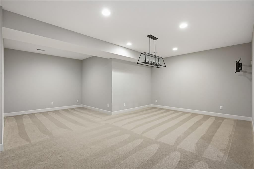 190 SW Roosevelt Ridge — photo 32