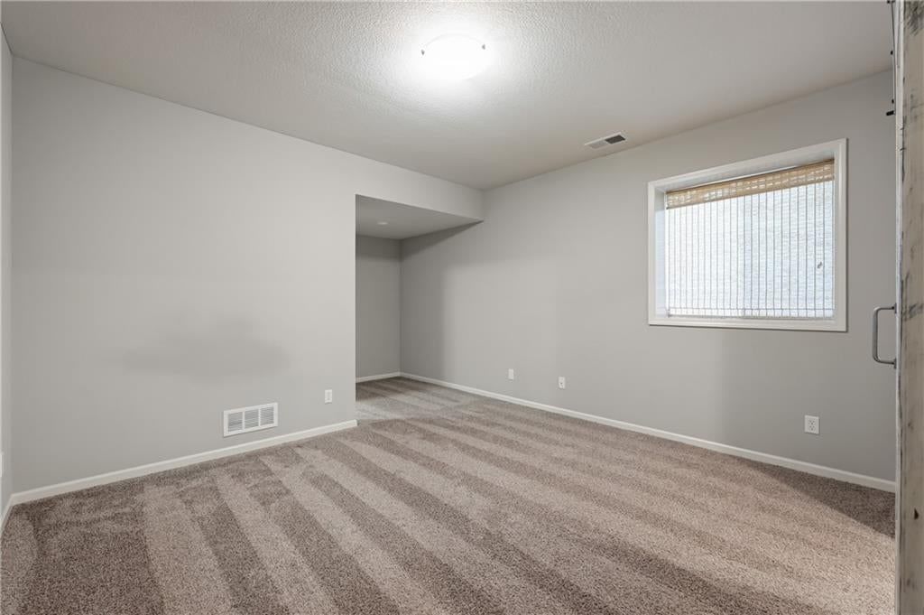 190 SW Roosevelt Ridge — photo 34