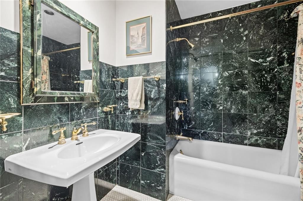 5532 Central Street — photo 17