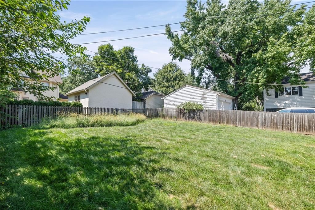 5532 Central Street — photo 23