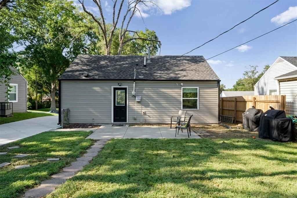 5201 locust Avenue — photo 22