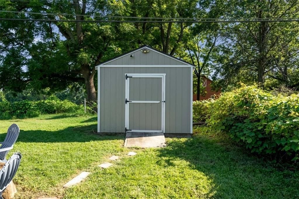 5201 locust Avenue — photo 24