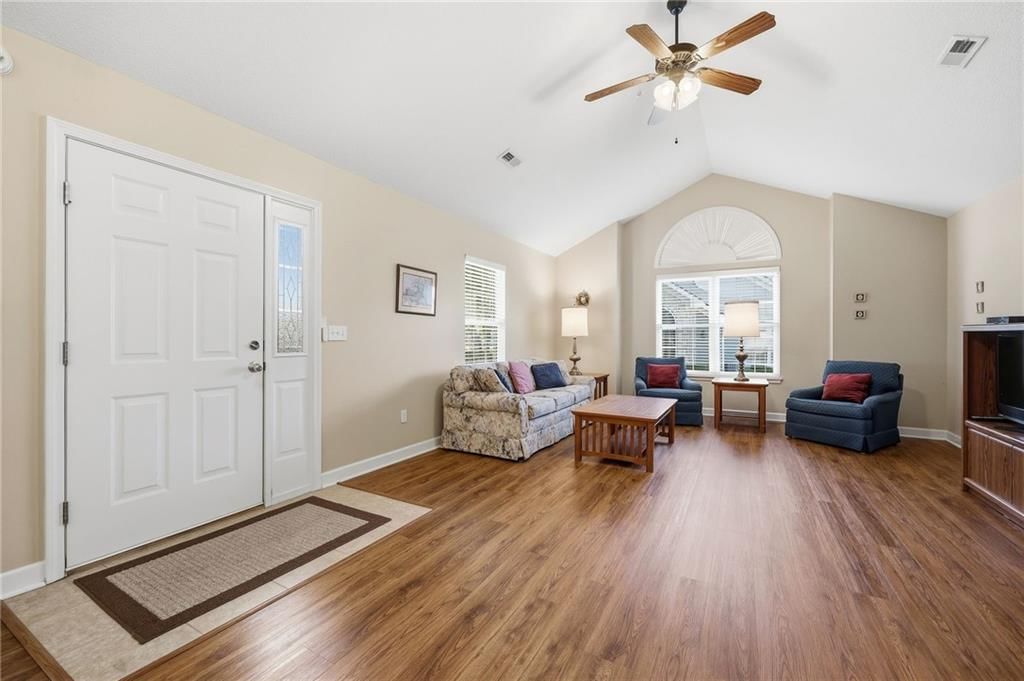 7104 Hedge Lane Terrace — photo 7