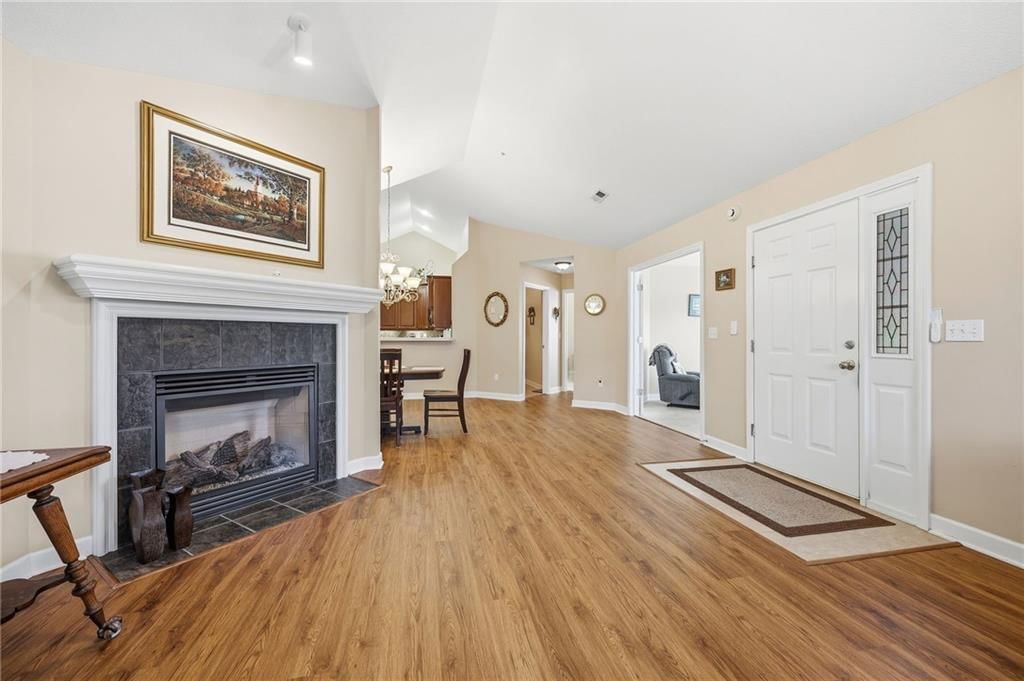 7104 Hedge Lane Terrace — photo 9