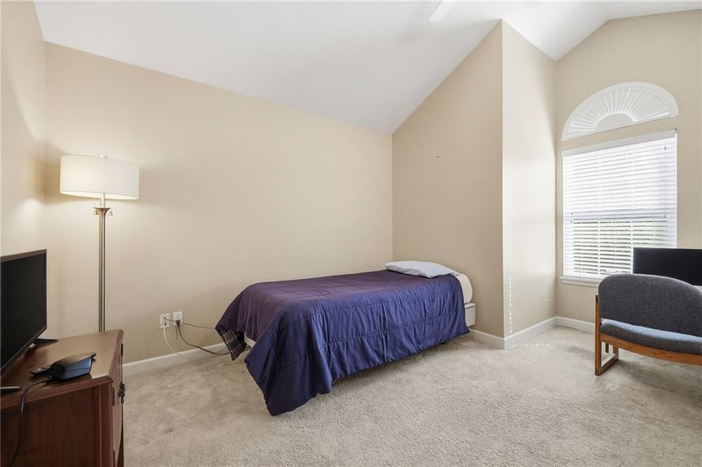 7104 Hedge Lane Terrace — photo 17