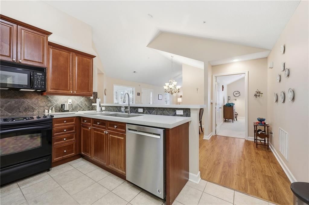 7104 Hedge Lane Terrace — photo 26