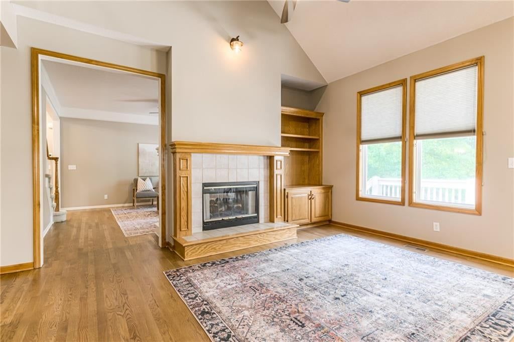 16509 W 80TH Terrace — photo 13