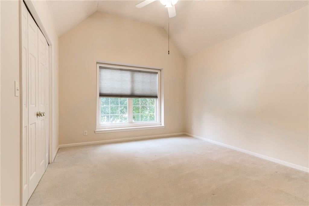 16509 W 80TH Terrace — photo 31
