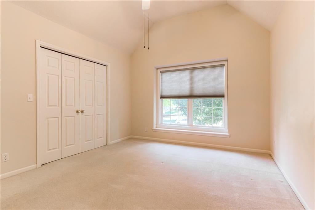 16509 W 80TH Terrace — photo 32