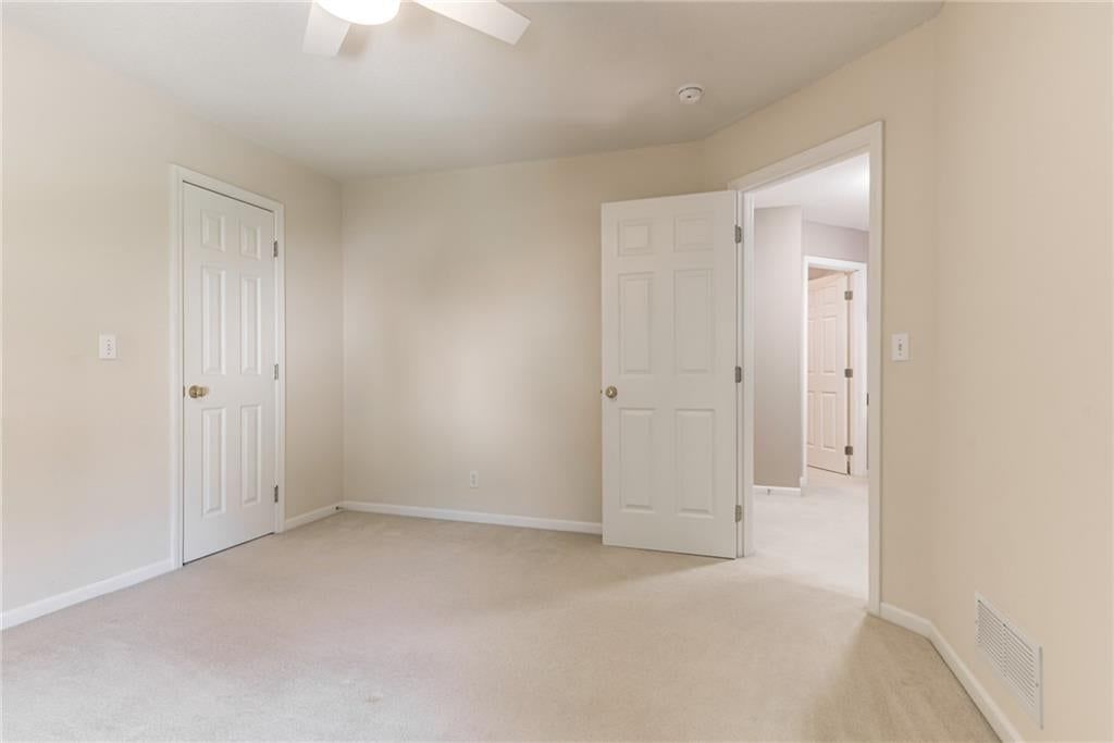 16509 W 80TH Terrace — photo 36