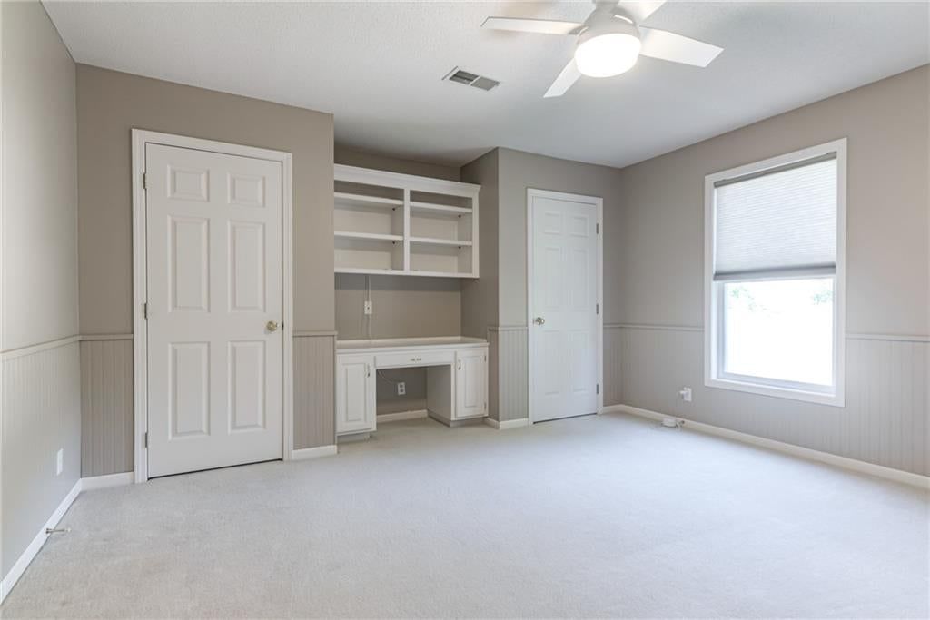 16509 W 80TH Terrace — photo 37