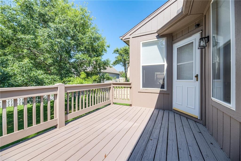 16509 W 80TH Terrace — photo 46